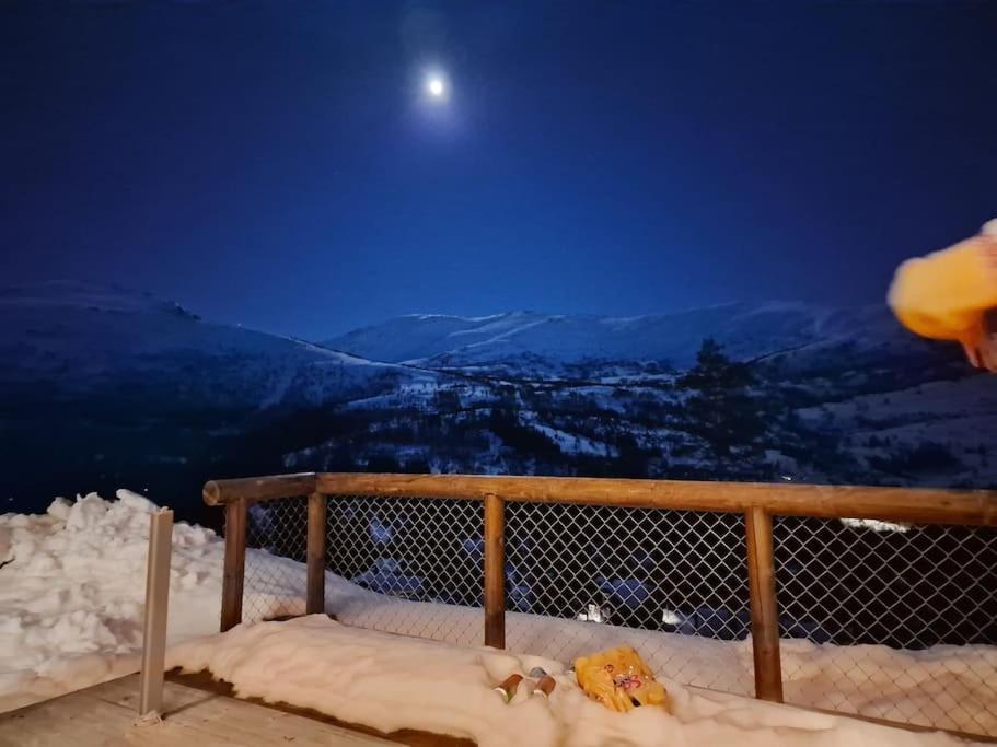 Cabin In Beautiful Surroundings At Harpefossen Nordfjordeid Esterno foto