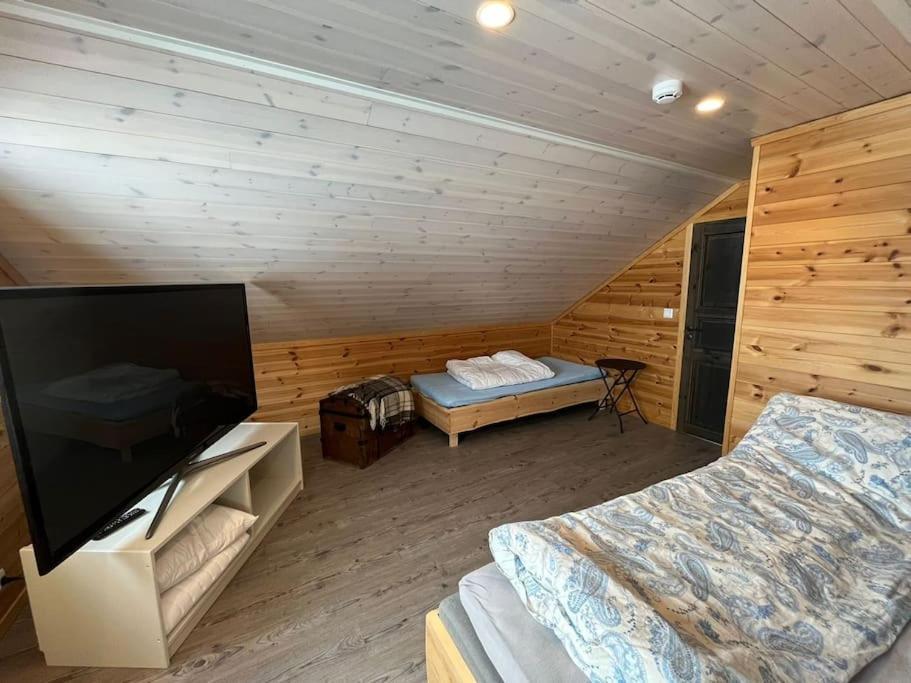 Cabin In Beautiful Surroundings At Harpefossen Nordfjordeid Esterno foto