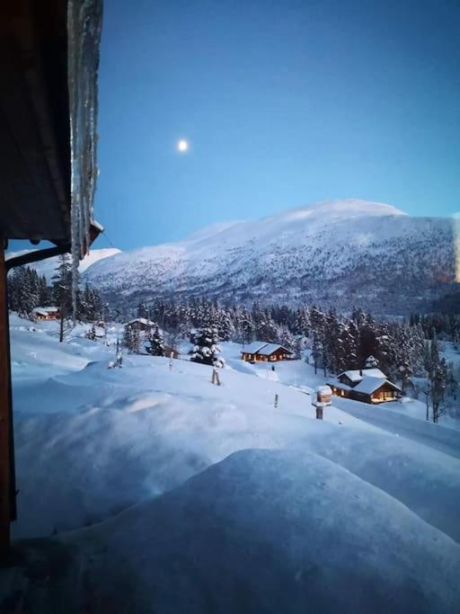 Cabin In Beautiful Surroundings At Harpefossen Nordfjordeid Esterno foto